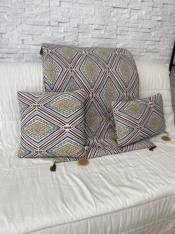 Coussin carré  "Ethnique" (housse + coussin)