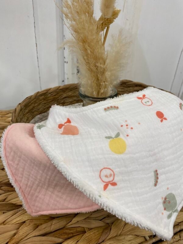 Lot 2 bavoirs "pom-pom"