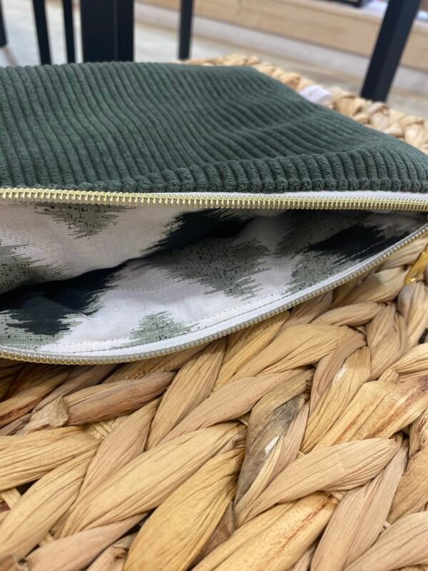 Pochette en velours Vert Sapin