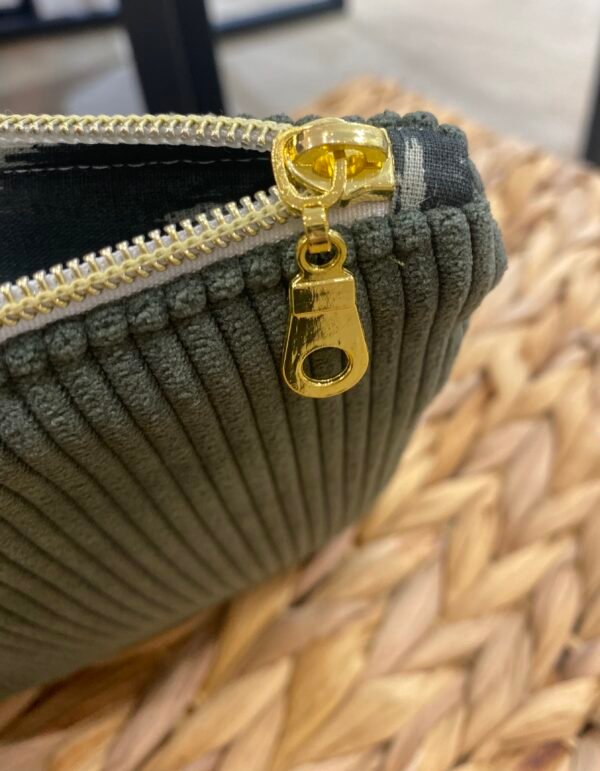 Pochette en velours Vert Sapin