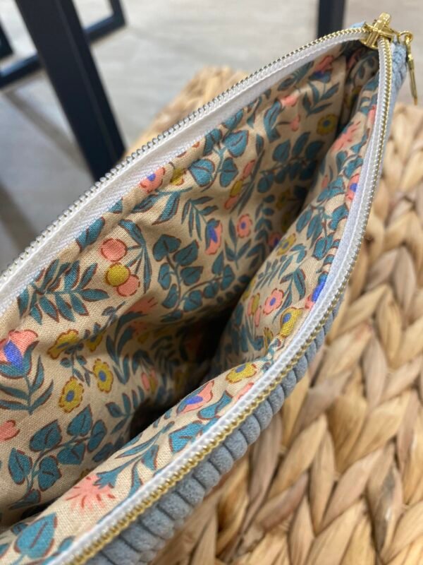 Pochette en velours Ciel - intérieur feuillage bleu