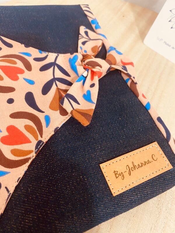 Protège livre de poche